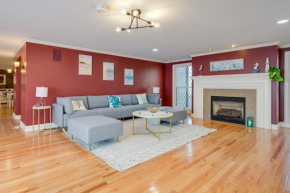 Spacious East Sandwich Home 1 Mi to Beach!